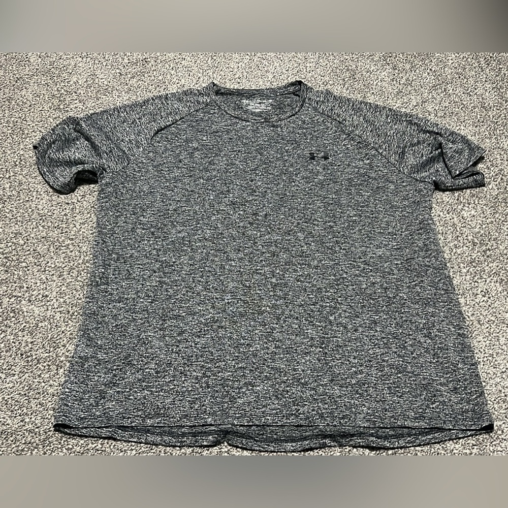Men’s 2X Under Armour T-Shirt